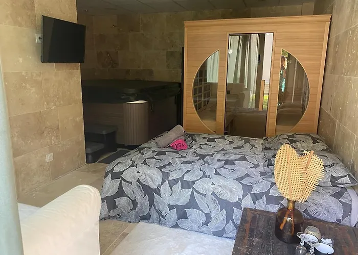 펜션 Loft And Sauna *